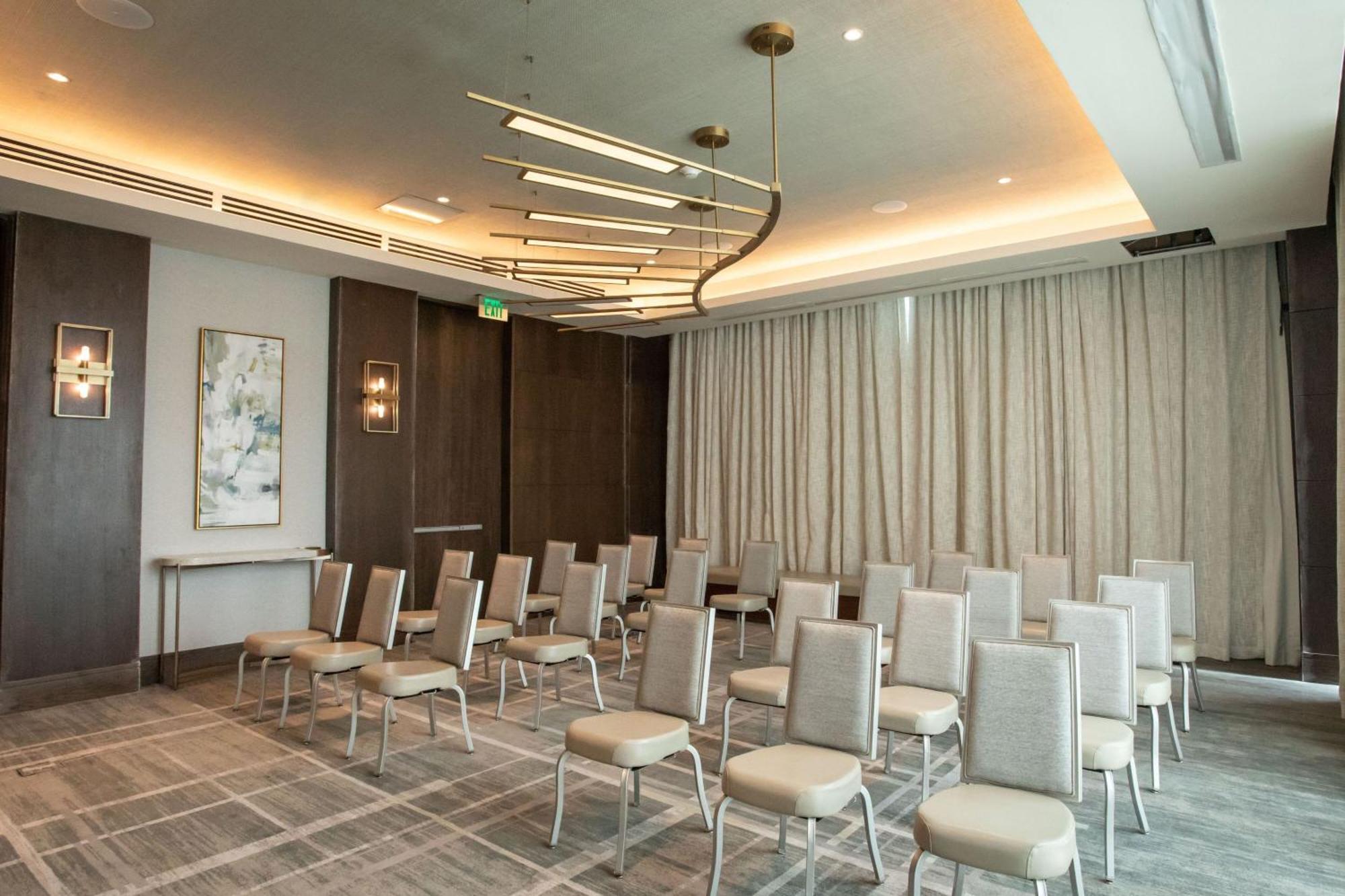 Courtyard By Marriott Santo Domingo Piantini Hotel Luaran gambar