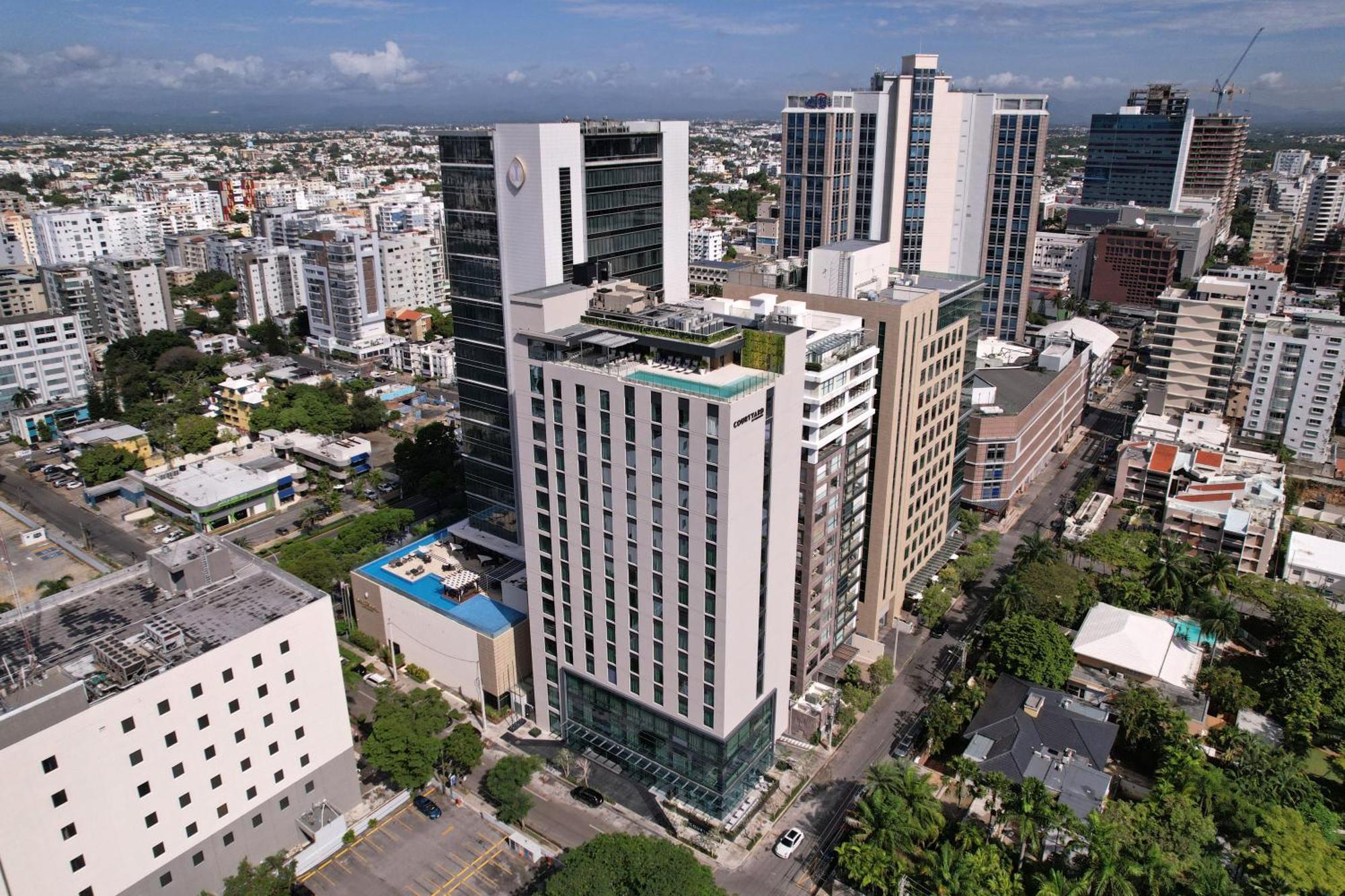 Courtyard By Marriott Santo Domingo Piantini Hotel Luaran gambar
