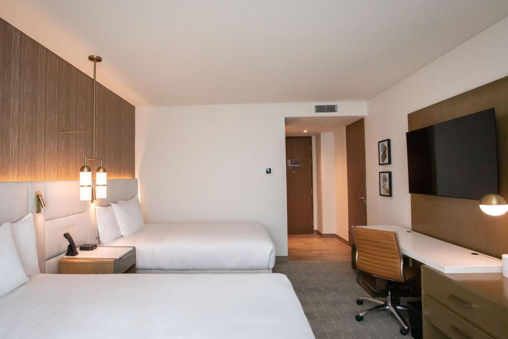 Courtyard By Marriott Santo Domingo Piantini Hotel Luaran gambar